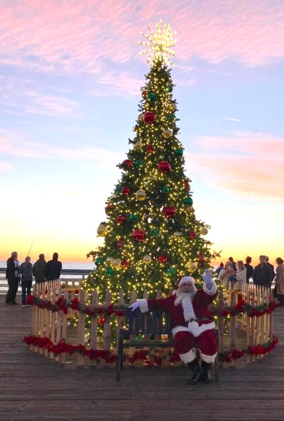 Santa In San Clemente: Sunsets With Santa