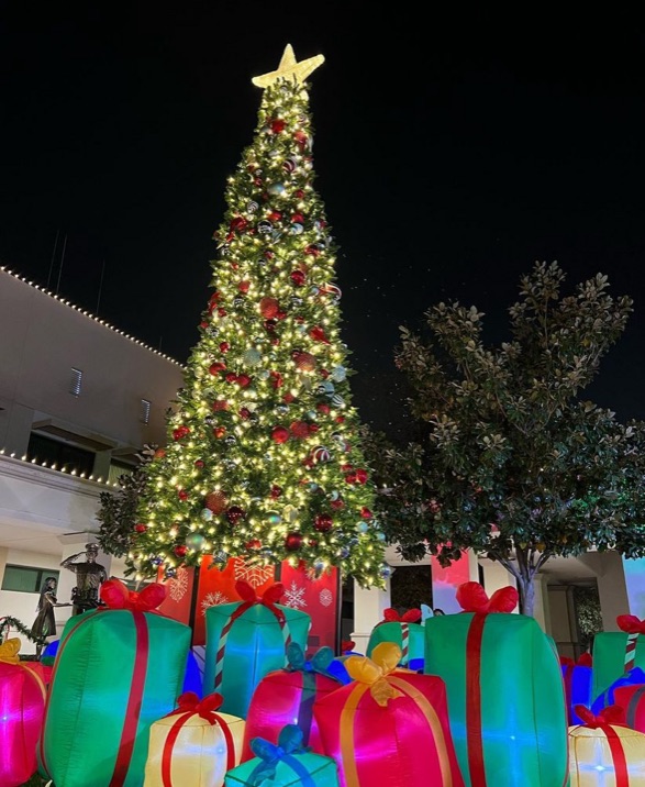 Buena Park’s Christmas Tree Lighting